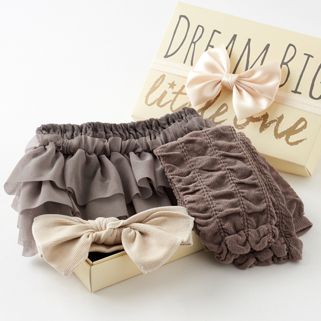 本当にもらって嬉しい出産祝い人気おすすめ｜Kufuu（クフウ）3段チュールブルマ＆コットンリブSET