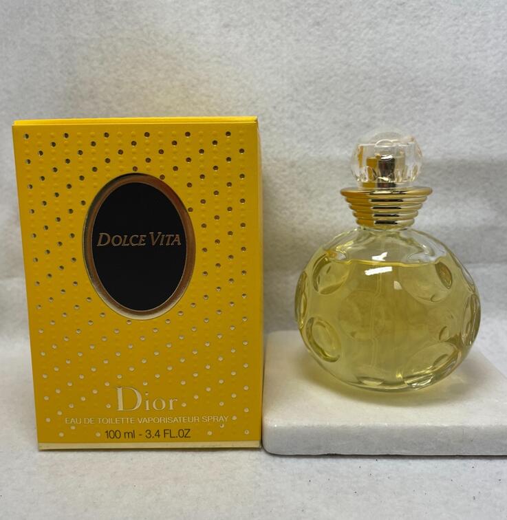 【貨物輸送無料】Dior クリスチャン クリスチャンディオール  ドルチェヴィータ EDT SP 100ml  香料 芳ばしさ