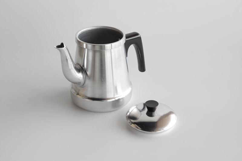 速くおよび自由な Mardouro コーヒー ポット Coffee Pot アルミ ポルトガル アウトドア キャンプ 1L pivopix.com