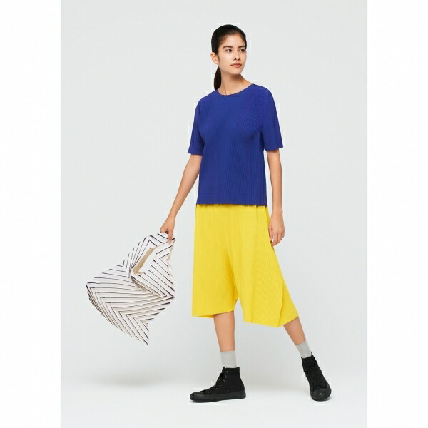 イッセイミヤケ ミーissey Miyake Me プリーツワイドサルエルショートパンツ 青m位 中古 レディース Mozago Com