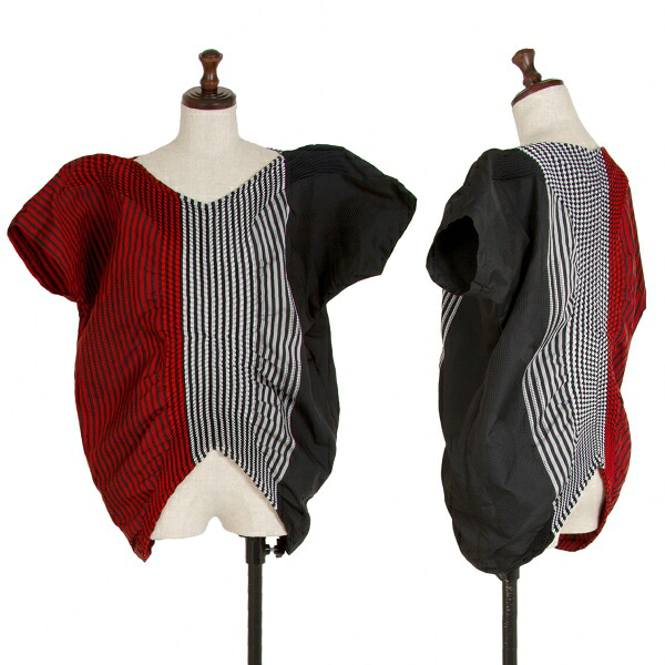 【中古】 イッセイミヤケISSEY MIYAKE SUNSET ストライププリーツ変形デザイントップス 黒赤グレー2【レディース】｜PLAYFUL