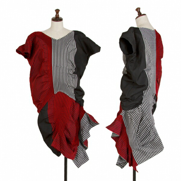 【中古】 イッセイミヤケISSEY MIYAKE SUNSET 縞模様筋目うつり変わりひな形セットアップ 黒赤薄墨色2【レディース】