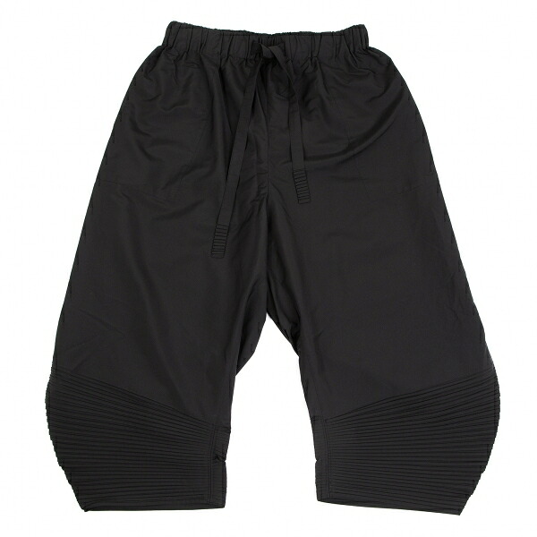【中古】 イッセイミヤケISSEY MIYAKE 裾プリーツクロップドワイドパンツ 黒2【レディース】｜PLAYFUL