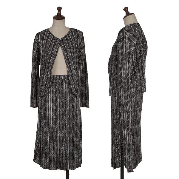 【中古】 筋目プリーズPLEATS PLEASE グラフィックストライププリントセットアップ 薄墨色他3 1【レディース】