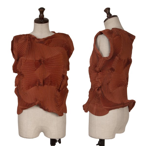 【中古】 イッセイミヤケISSEY MIYAKE 3Dスチームストレッチプリーツノースリーブ エンジ2【レディース】