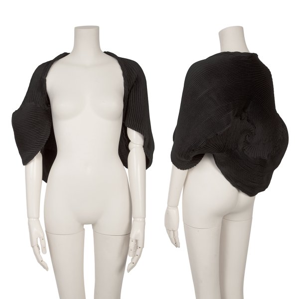 【中古】 イッセイミヤケISSEY MIYAKE 3Dスチームストレッチプリーツボレロ 黒M位【レディース】