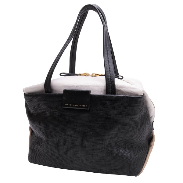 【中古】 マークバイマークジェイコブスMARC by MARC JACOBS カラーパネル切替レザーバッグ 黒白ベージュ【レディース】｜PLAYFUL