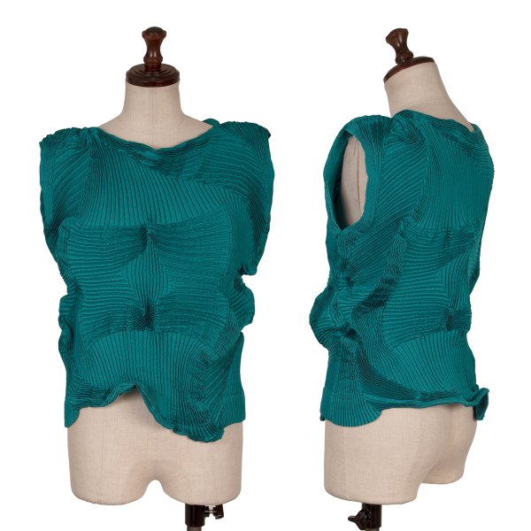 【中古】 イッセイミヤケISSEY MIYAKE 3Dスチームストレッチプリーツノースリーブトップス エメラルド2【レディース】
