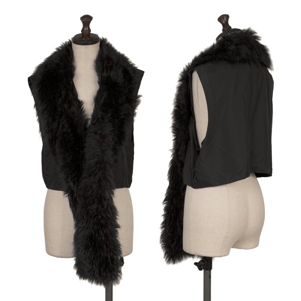 【中古】 コムデ給仕COMME des GARCONS ファーカラーノースリーブベスト 黒S位【レディース】