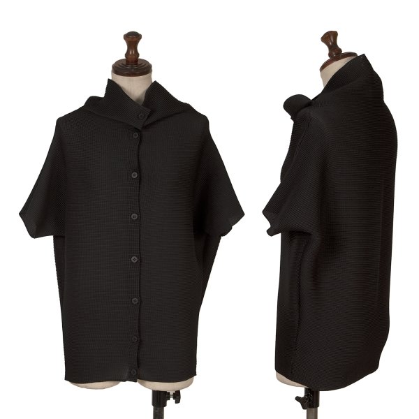 【中古】 イッセイミヤケミーISSEY MIYAKE me ストレッチプリーツ半袖シャツ 黒【レディース】｜PLAYFUL