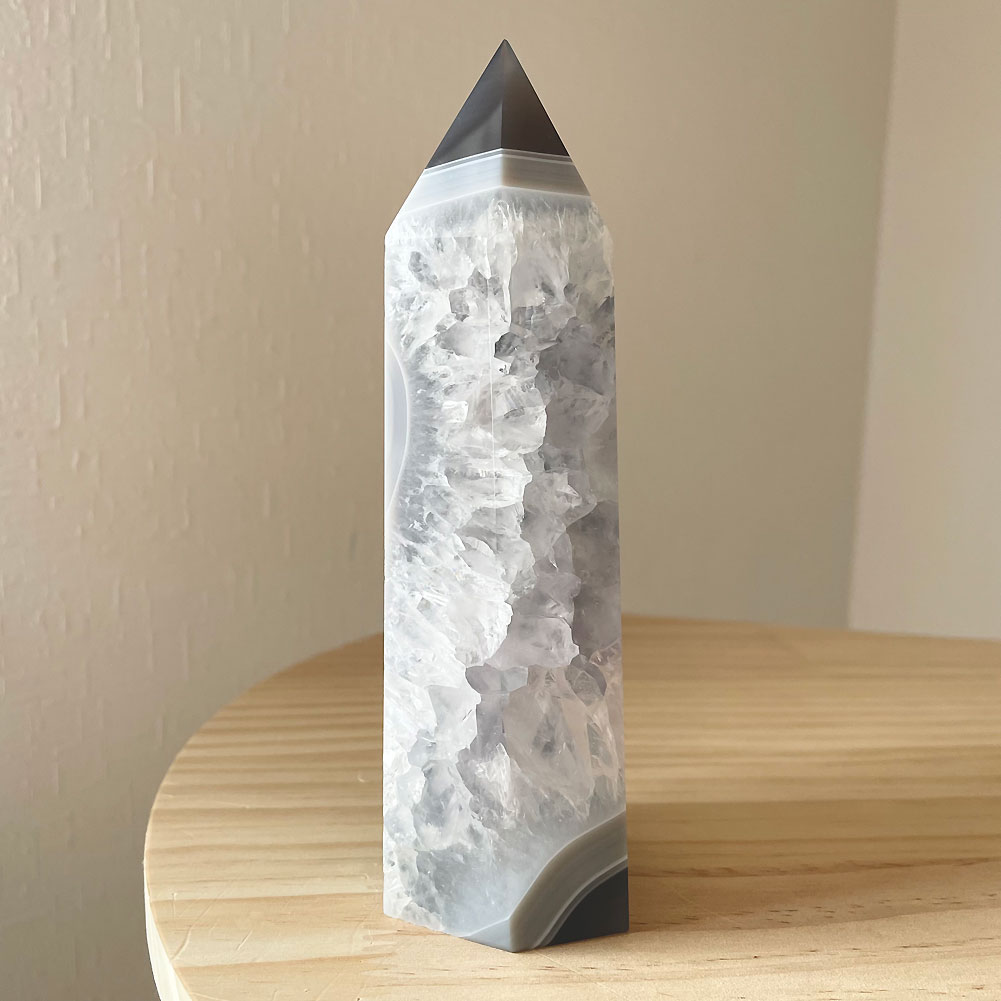 瑪瑙 メノウ アゲート 結晶 ポイント ザクザク 虹入り 大きいサイズ ブラジル産 ルース ストーン 裸石 天然石 宝石 630g