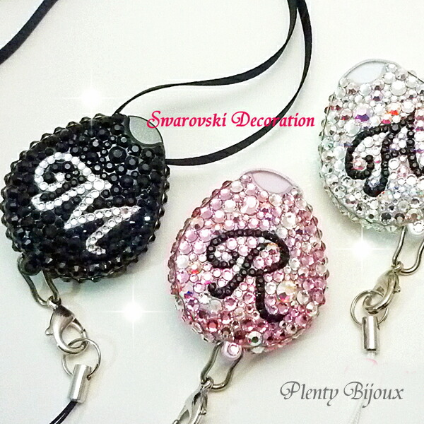 送料無料 携帯ストラップ リール式 イニシャルデコ セミオーダーで大好評 スマホに Plenty Bijoux3色から選べるベースカラーとイニシャルを組み合わせて ギフトにも大好評の当店人気no 1アイテムです アクセサリー ケータイ ハンドメイド デコ ネックストラップ