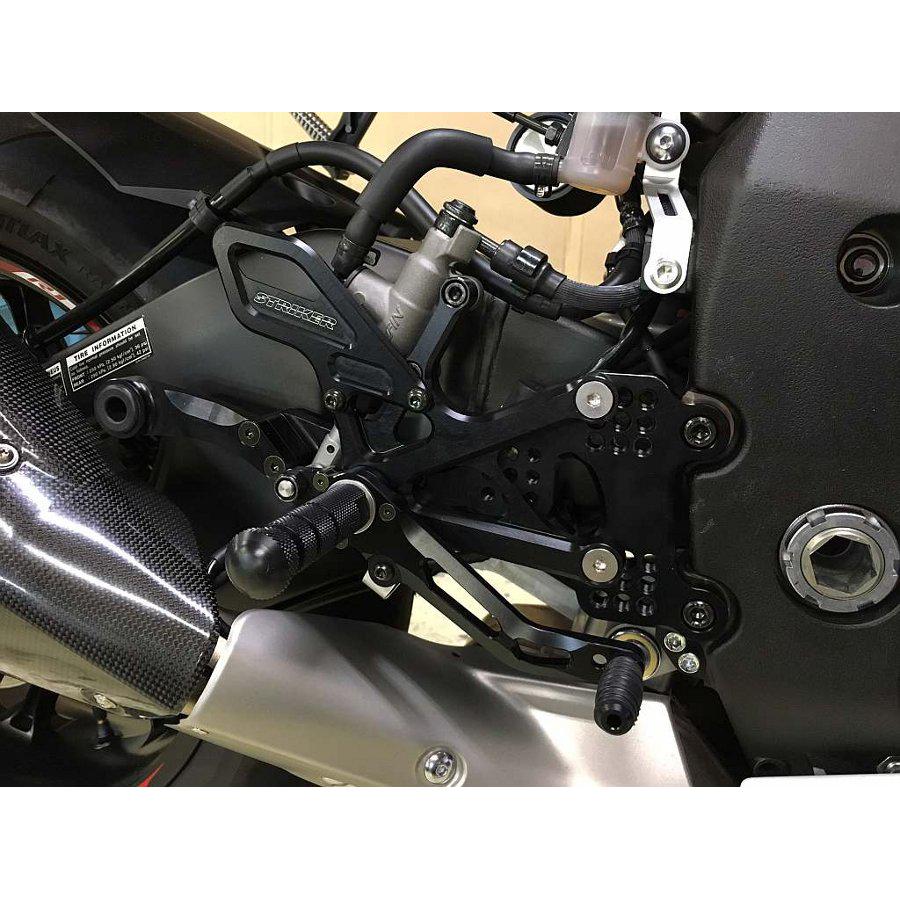 STRIKER(ストライカー) スペシャルステップキット TYPE S&R ブラック YZF-R1 YZF-R1M SS-AA2127B 39,325円