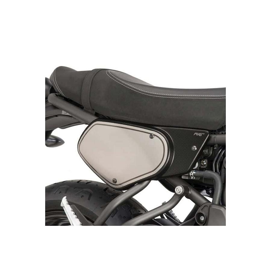 Puig (プーチ) サイドパネル カーボンプリント XSR700 8562C