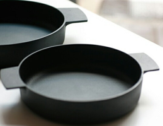 釜定　鉄鍋 南部鉄器 洋鍋大 洋鍋（大）｜釜定｜盛岡南部鉄器｜紡ぎ舎（つむぎや）