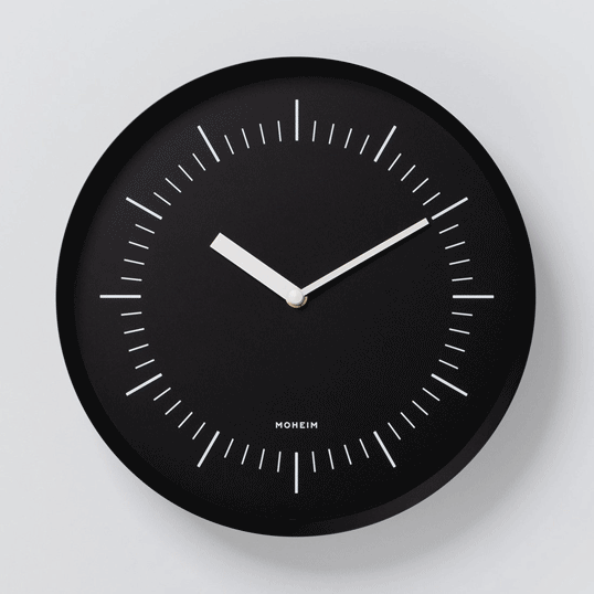 MOHEIMHORN (black/black)ウォールクロック壁掛け時計インテリアリビングダイニングキッチン玄関送料無料ギフト プレゼント見る角度により印象が変わる壁掛け時計まるで鏡のように周りの景色に溶け込みます｜BRICBLOC-PLOT