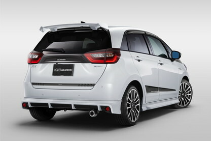 ‪☆値下げしました！‪☆送料込み（GE/GP）フィット 無限ウイング スポイラー GR フィット 無限 ウイングスポイラー / 品揃え多数のエアロ