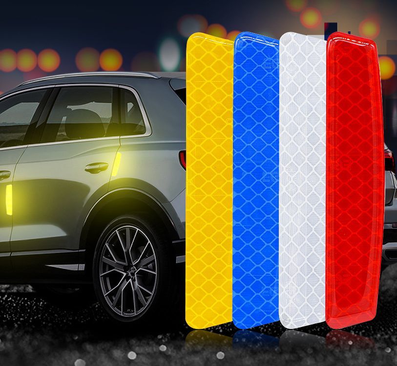 楽天市場 送料無料 カーステッカー 4枚セット 反射 リフレクション 3dステッカー 自動車用 警告ステッカー 警示シール 車用ステッカー ボディ ステッカー カーアクセサリー ドア 夜間 安全対策 車用品 カー用品 セーフティ用品 デカール シール 簡単貼り付け Plus Nao