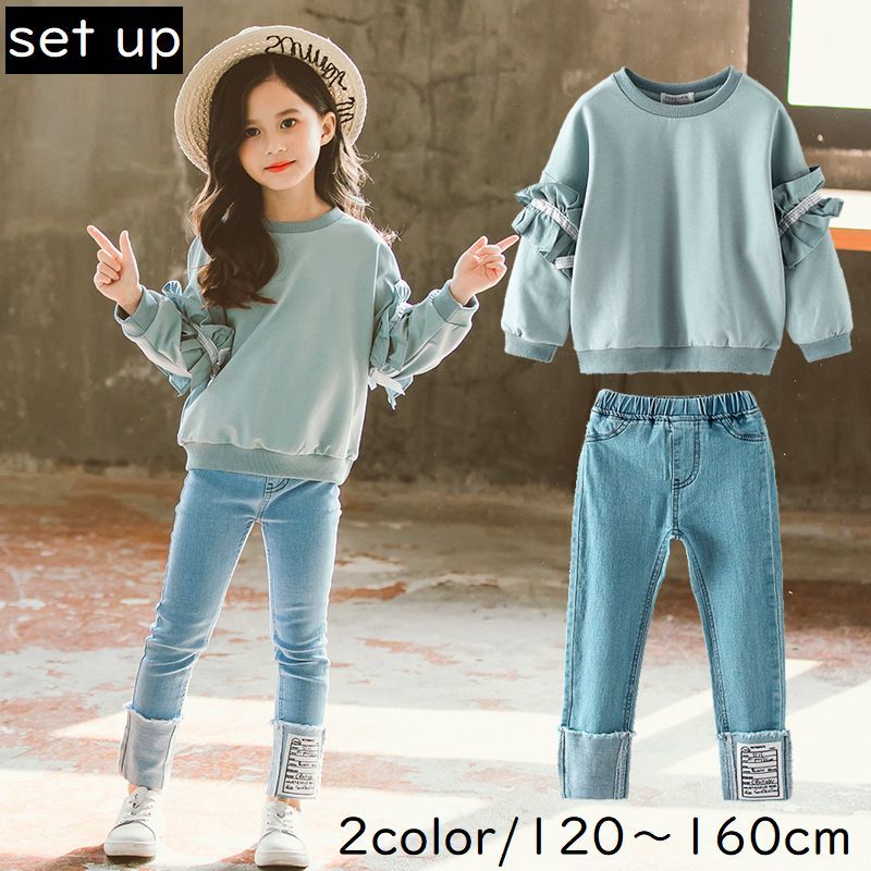 送料無料 セットアップ 上下 2点セット キッズ ジュニア 女の子 子供服 トップス ボトムス トレーナー デニムパンツ 長袖 長ズボン ロングパンツ ラウンドネック ドロップショルダー リボン フリル リブ ワッペン 英字 ブルー ベージュ ウエストゴム ポケット チェック かわ画像