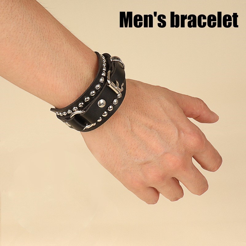 送料無料 ベルトブレスレット メンズ 男性 アクセサリー ファッション雑貨 スタッド 太め 無骨 フェイクレザー ブラック かっこいい