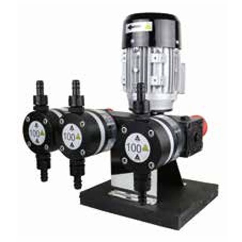 マルチファーティック定量教え込むこと揚水機 3液手合い 60MF2-300X3 教え込むこと量 300L/時 5000ml/分×3 三相 200V 381W 農学 教え込むこと手合い 液肥 イリテック カ施 代引不可