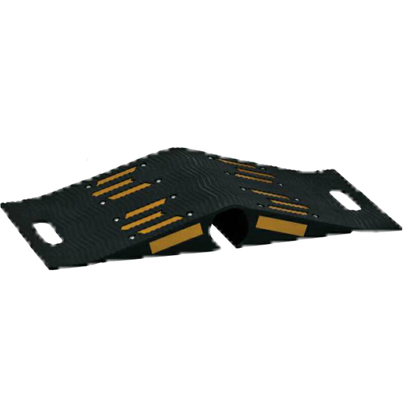 ホースプロテクター リバーシブルブリッジ 2個入 02RV310R 310x680x80 ホースガード ホース関連 岩崎製作所 代引不可 個人宅配送不可｜プラスワイズ建築店 15,805円