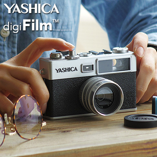 第1位獲得 楽天市場 トイカメラ デジタルカメラ かわいい 昭和 レトロ 送料無料 あす楽14時まで ヤシカ デジフィルムカメラ Y35yashica Digifilm Camera With Digifilm 0digifilm1本付 Yas Dfcy35 P38トイデジカメ 本体 フィルムカメラ おすすめ おしゃれ