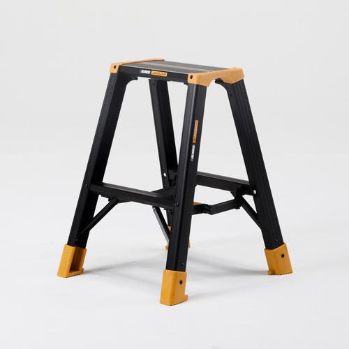 0.53m専用脚立(ワイドステップ) 257×160mm