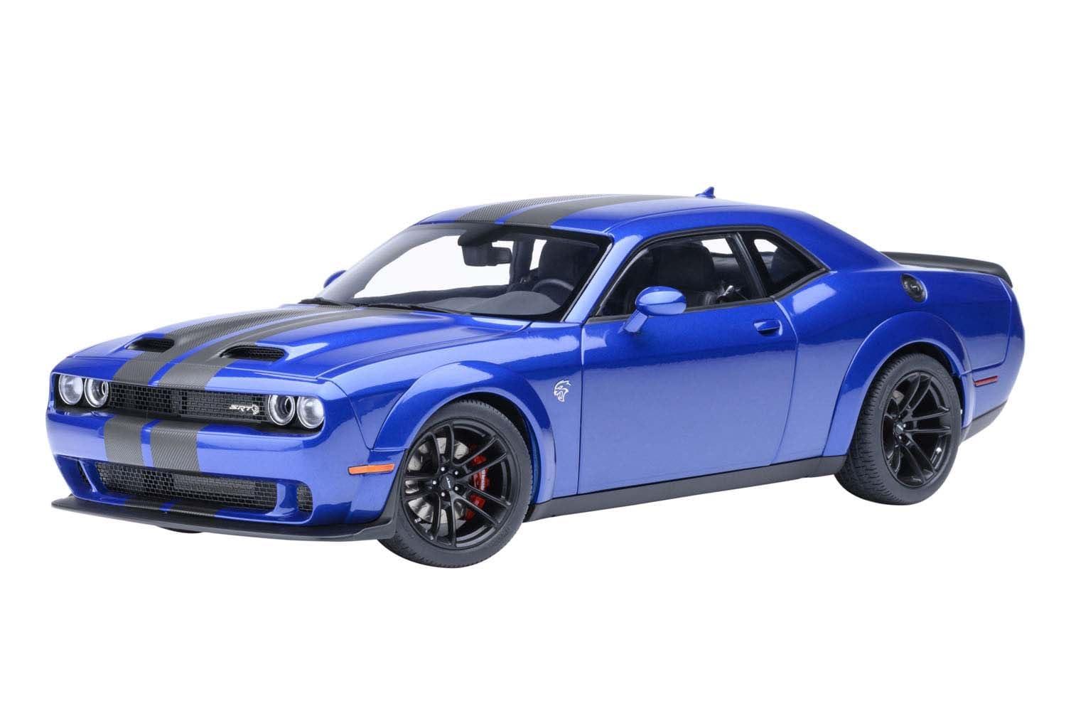オート美術 (AUTOart) 1/18 ダッジ チャレンジャー SRT ジェイルブレイク 2022 (メタリック・青み/炭素黒いこと・縞模様 [INDIGO BLUE]) 成し遂げる品 71763