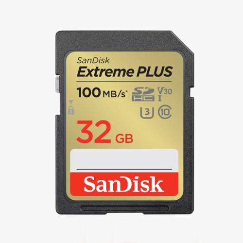 32GBSDHCメモリーカード  32×2.1×24mm