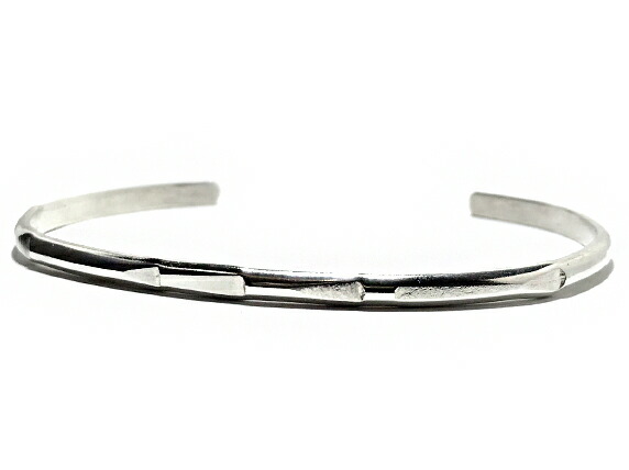楽天市場】＜6mm幅、厚み2.3mm＞【 平打ち 叩き バングル 】シルバー