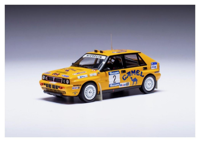 青写真鉄道車両 1/43規摸 ランチア 三角州 16V ダイキャスト製 ミニカー