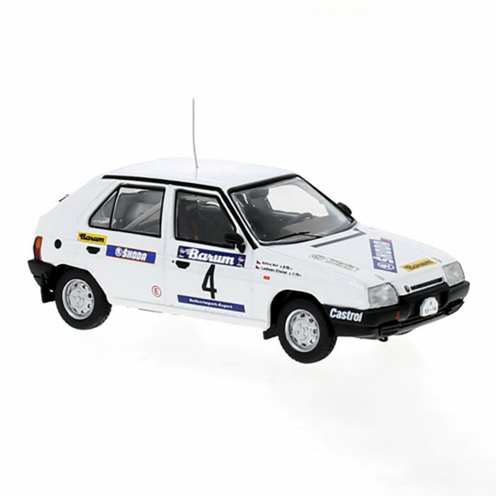 モデルカー 1/43スケール シュコダ ファヴォリット 1989年仕様 ミニカー