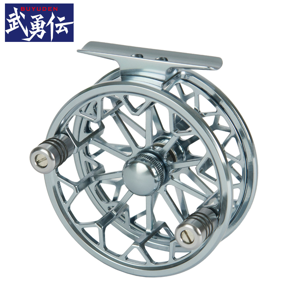 宇崎日新 両軸リール インヴィクタ クロダイ MB-STP85 楽天市場】宇崎日新 インヴィクタ クロダイ MB-STP 85 (チヌ リール