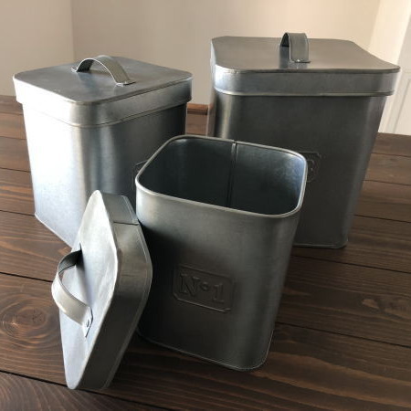 ブリキの箱、アンティーク、蓋つき、昭和レトロ　アンティークカゴ収納、まとめ売り Amazon.co.jp: 小物入れ ブリキ ふた付き ボックス 2個セット