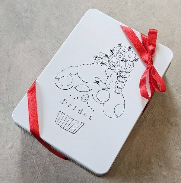 ✧YuRo◡̈*✧様　母の日クッキー缶【シマエナガの贈り物】✕２缶 母の限定クッキー缶 S27 2024 母の日 クッキー缶 クッキー
