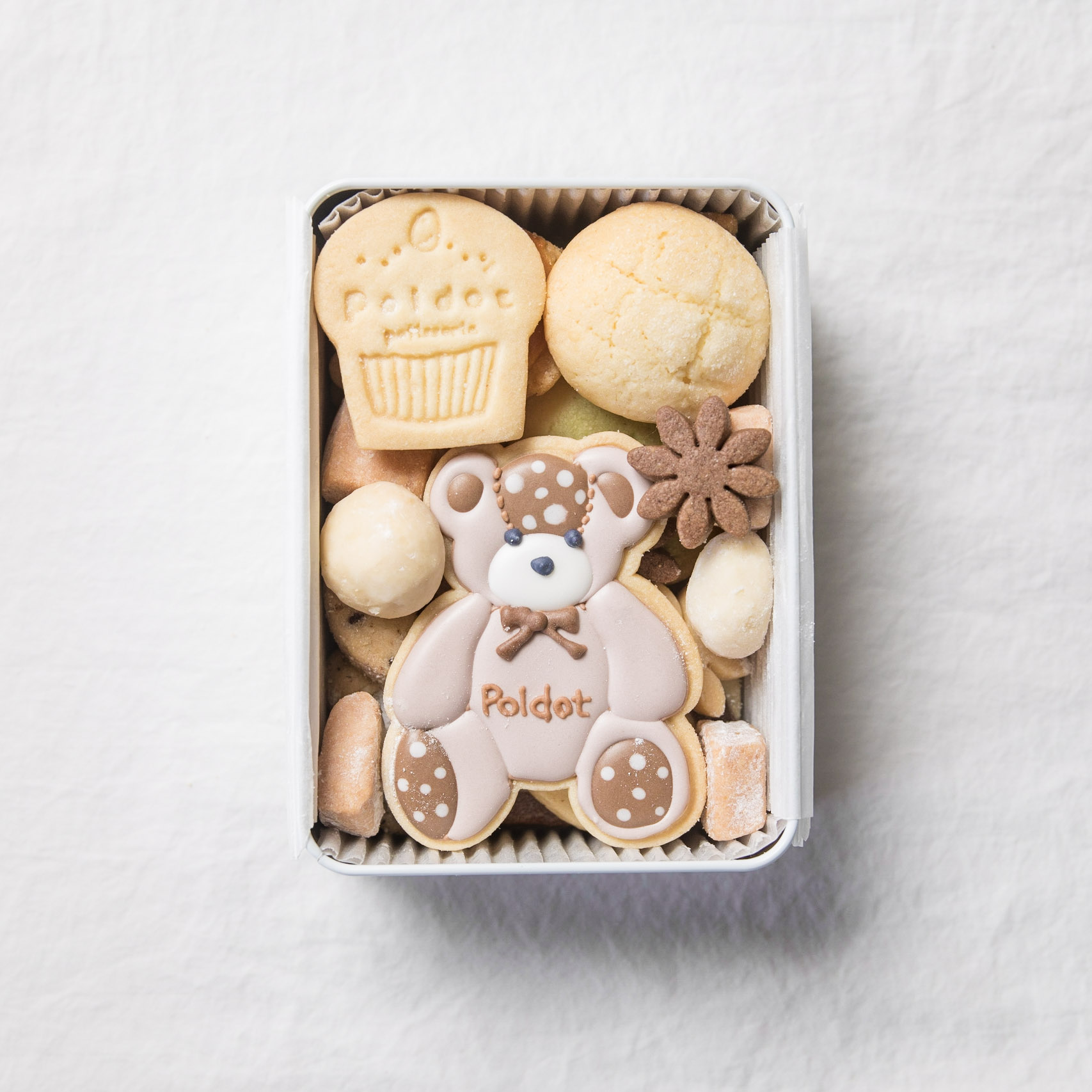 プティ Dotテディ P19 クッキー缶 ギフト チョコ以外 くまさん 缶