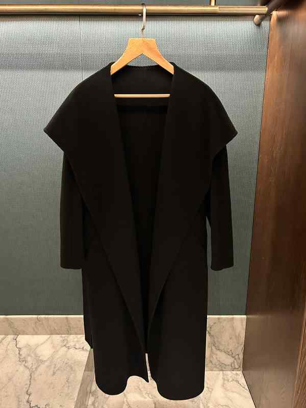 レディース 厚地の外套 絨毛 大衣 ダブル人間の顔 旋風柄 ロング丈 薄っぺら ゆったり 翻領 長袖 通い 精神状態 秋期 駱駝 黒