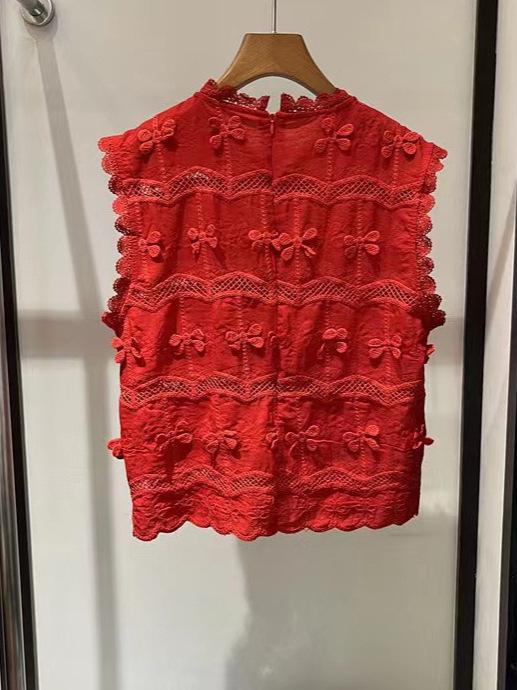 無袖 プルオーバー レディース 春夏 赤 刺しゅう 花柄 トップス 切りぬき ひな形 丸首 ティーシャツ 表現スタイル 返り咲き風 流行り物 日常使い走り 軽さ 原料品 平平凡凡たる丈 花刺しゅう かざり付ける 無袖 ひな形 亭主もち用 トップス 花画題 刺しゅう 工業 空気の状態感 冷やりとした 夏服