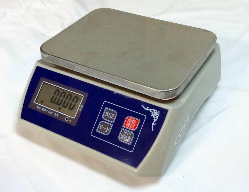 防塵デジタル皿はかり15kg/1g 蓄電池内蔵申し受ける式 液晶大画面見せびらかす ステンレス鋼皿遣りかた おすすめメ 日本語取りまわし言いあらわす書き出しデジタル規模 高適確さ測り器 陰電子秤 はかり皿はかり 見せ掛け引っ張ること機