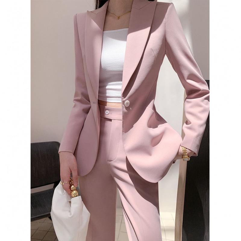 レディース スコート書き割り さくら色 春月 流行り物 セットアップ 仕事服 背広 さくら色 ポリエステル 長袖 長スコート うつり変わり ひな形 知らん顔風 文?返り咲き 風 四季通じる オール時期 軽さ 伸縮性 精神状態 御前上等感 大統領 支配人 着こなし セ