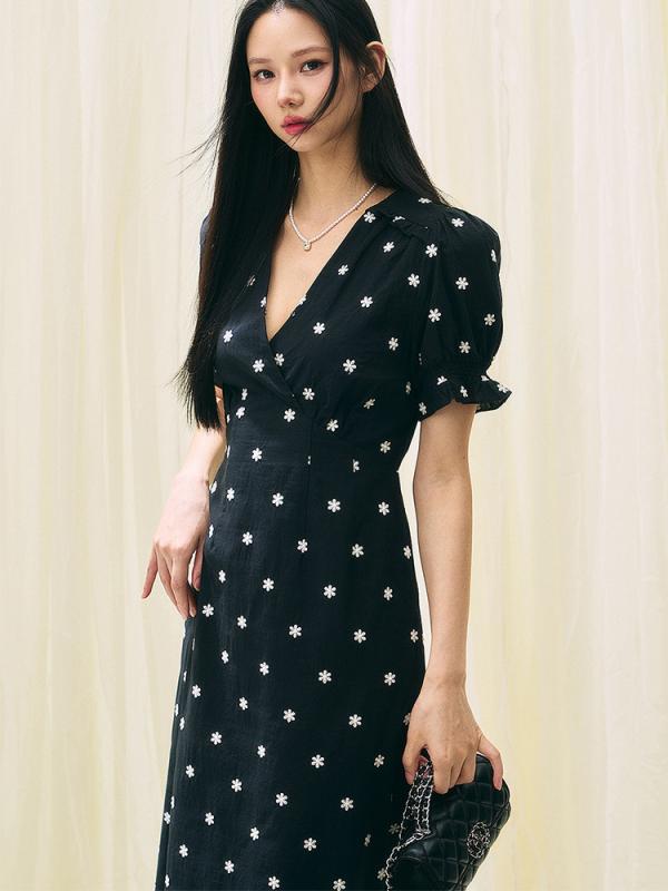衣装 Vのど首 泡袖 短袖 刺しゅう 夏服 95%以上綿 御前上等感 御前上等 高押し出し 寄りあいお召しもの 会う約束服 普段使い走り 黒系 M L XL M S