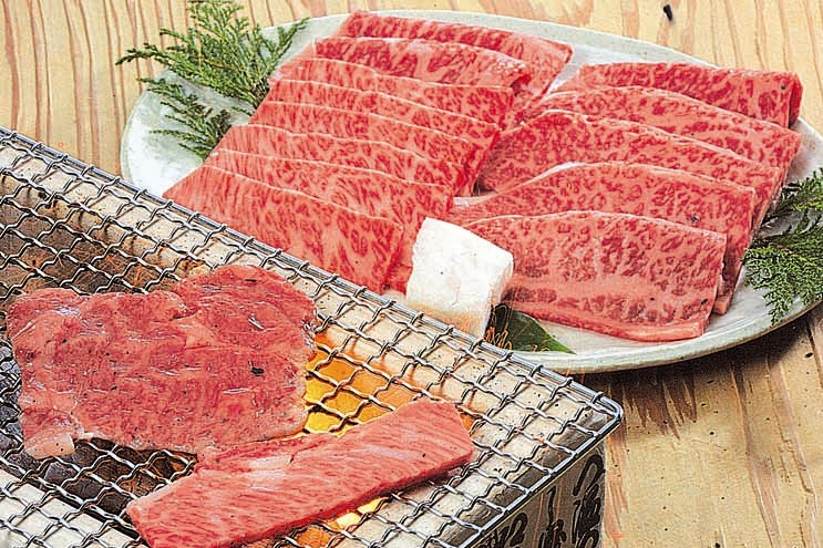 【送料無料】【絶品美味】三重「霜ふり本舗」松阪牛 網焼焼肉【お歳暮・お中元・ギフトに】【代引き不可】