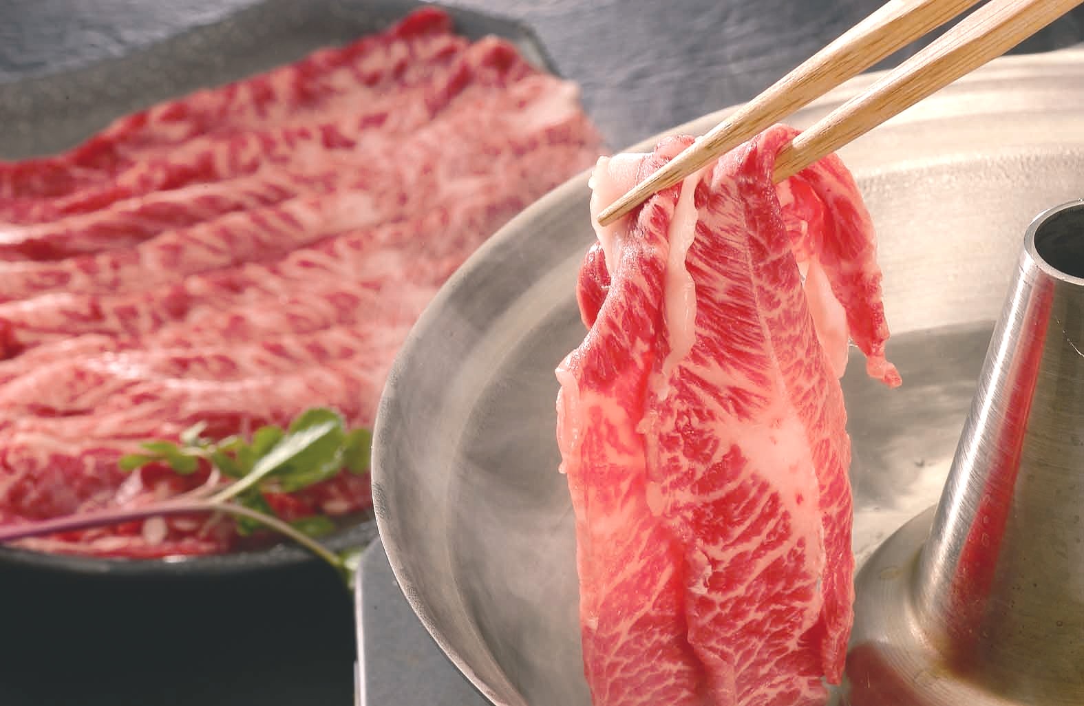 【送料無料】【絶品美味】三重「霜ふり本舗」松阪牛しゃぶしゃぶ　【お歳暮・お中元・ギフトに】【代引き不可】