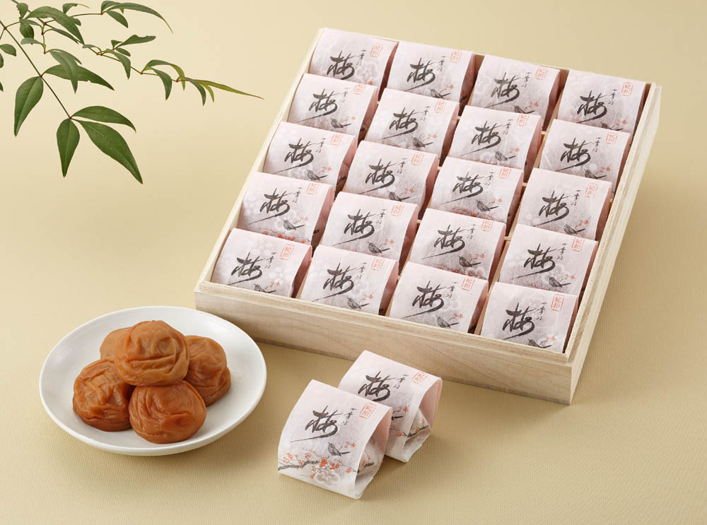 【送料無料】【絶品美味】和歌山　紀州南高梅　梅満開【お歳暮・お中元・ギフトに】【代引き不可】