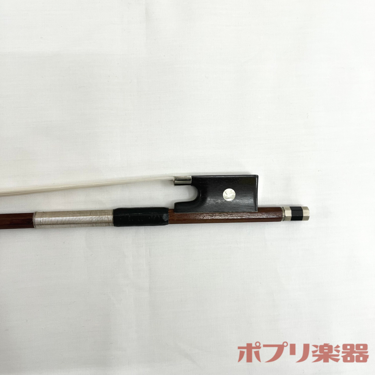 バイオリンセット (本体 弓 ケース 松脂付) 肩当て 年式不明 弦楽器 