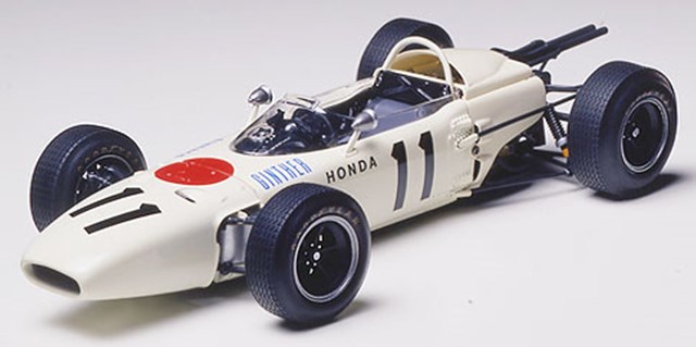メイクアップ 1/43 ホンダF1 RA272 とトランスポーター 2台 値下げ メイクアップ 1/43 ホンダF1 RA272 とトランスポーター 2