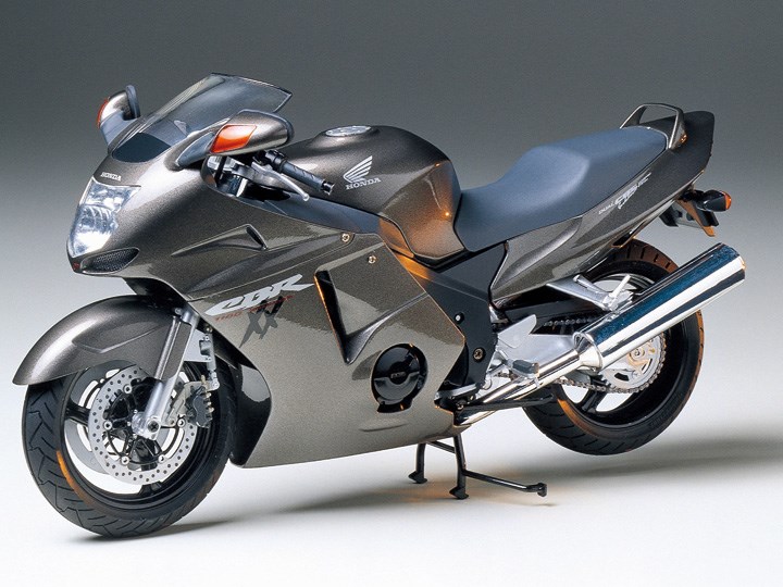 Joycity 1/12 ダイキャストバイク ホンダ ブラックバード 黒色 Amazon.co.jp: 1:18 スーパーブラックバードオートバイ用