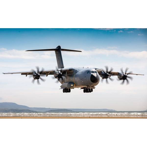 ドイツレベル 1/72 エアバス A400M “RAF”アトラス スケールモデル 03822