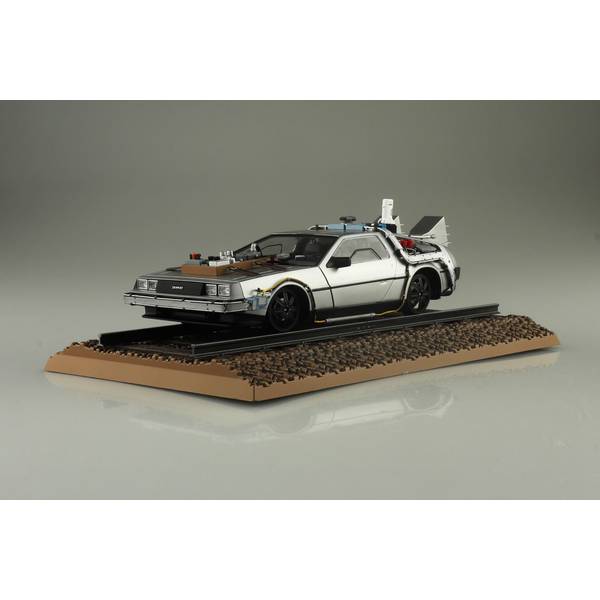 アオシマ 1/24 ムービーメカ No.BT-04 1/24 タイムマシン レイルロード バック・トゥ・ザ・フューチャー キャラクタープラモデル 4905083066997